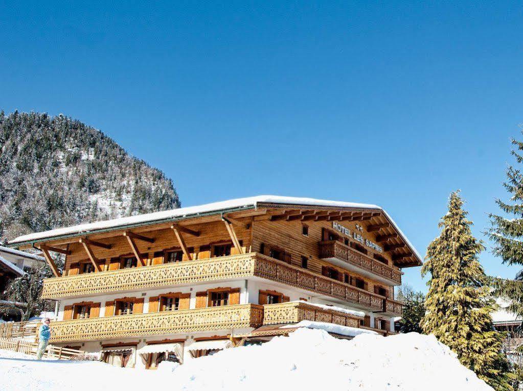 Hotel Les Sapins La Clusaz Bagian luar foto